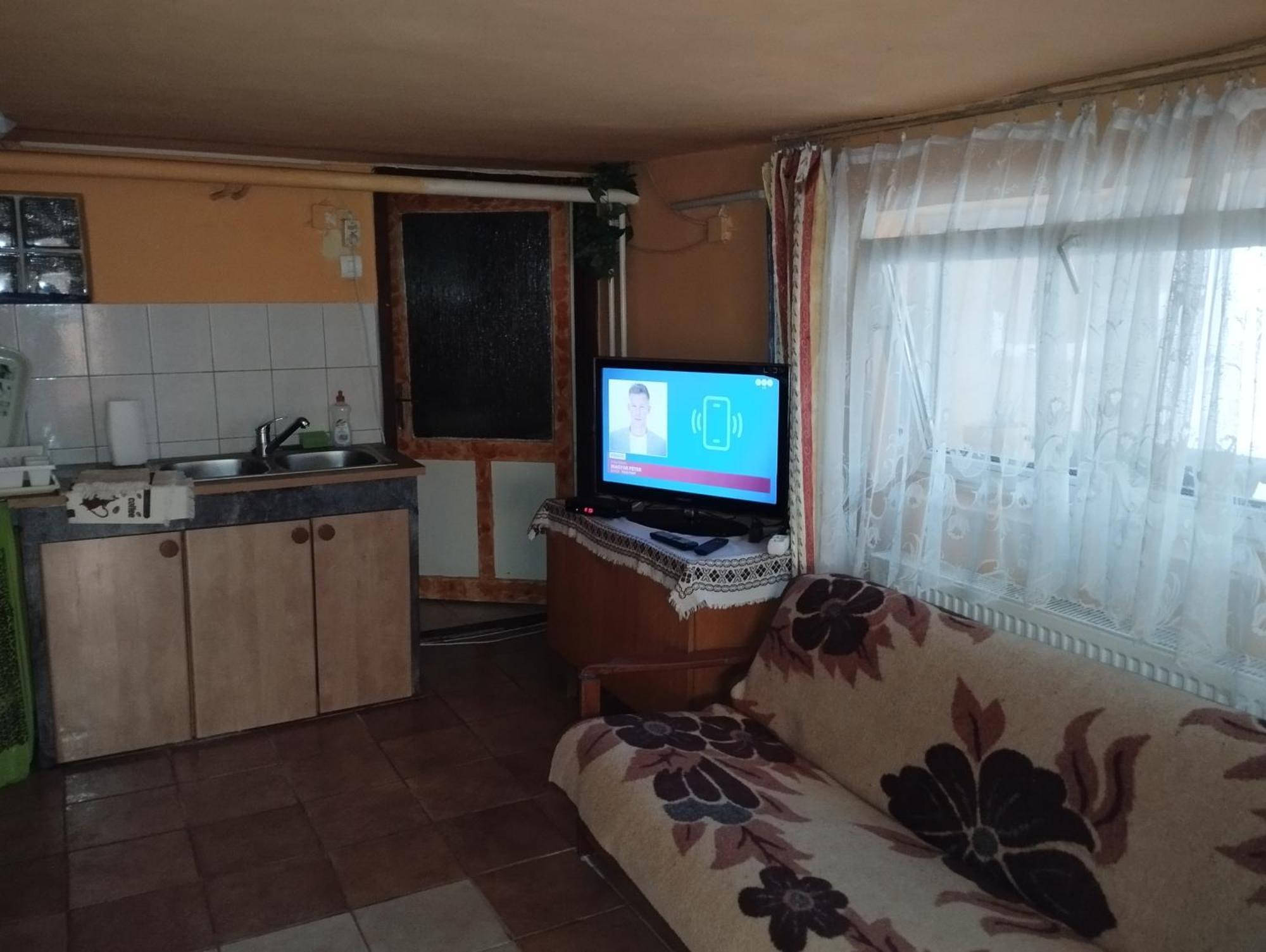 Toth Apartman Телькибанья Экстерьер фото